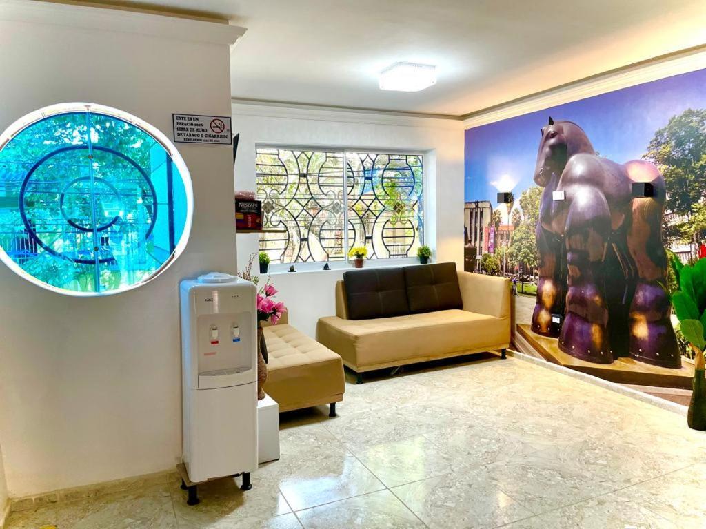 Hotel Eterna Primavera Medellin Ngoại thất bức ảnh