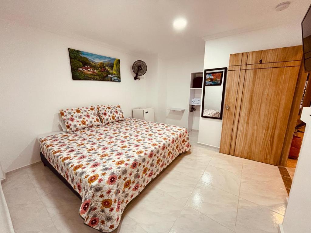 Hotel Eterna Primavera Medellin Ngoại thất bức ảnh