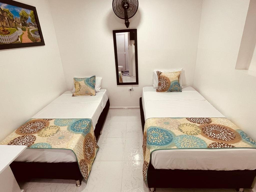 Hotel Eterna Primavera Medellin Ngoại thất bức ảnh