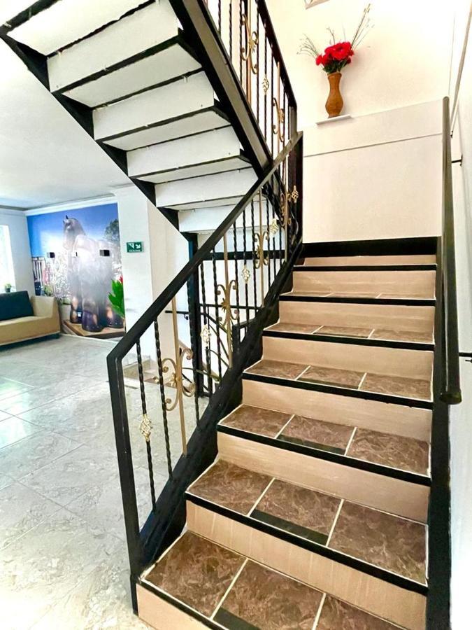 Hotel Eterna Primavera Medellin Ngoại thất bức ảnh