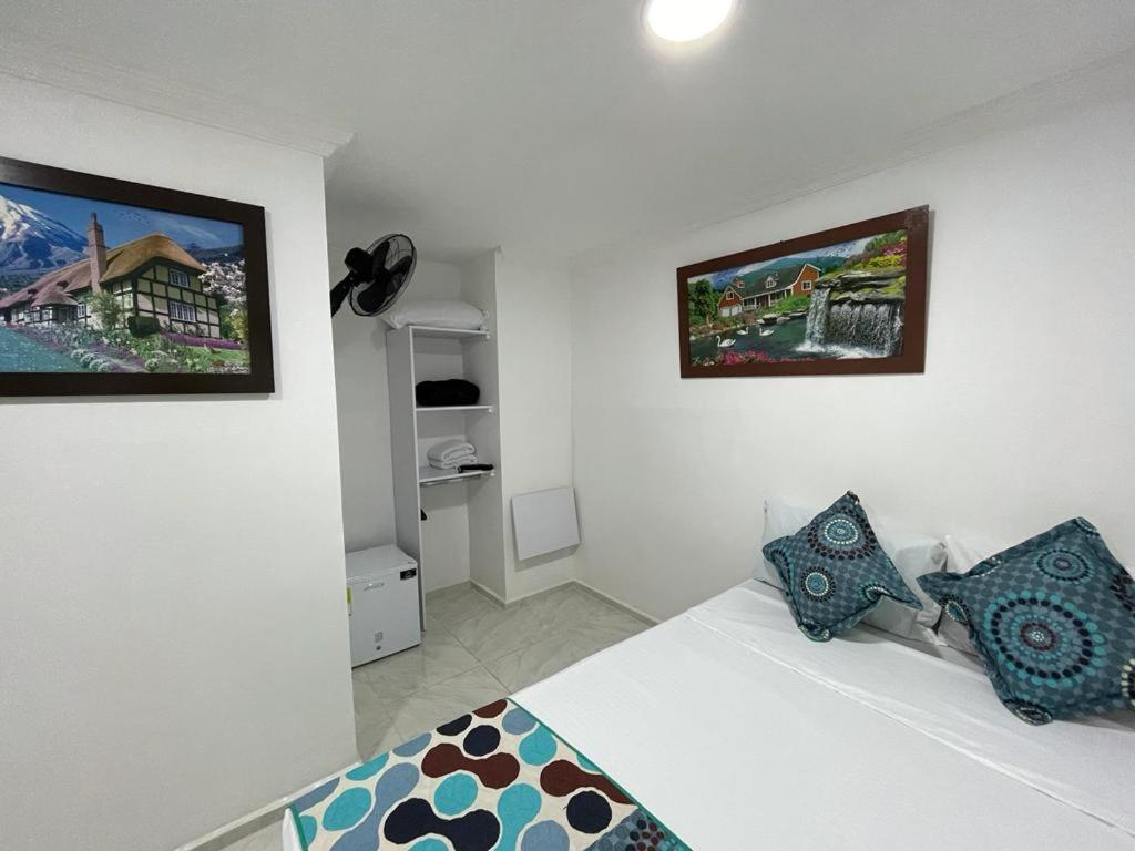Hotel Eterna Primavera Medellin Ngoại thất bức ảnh