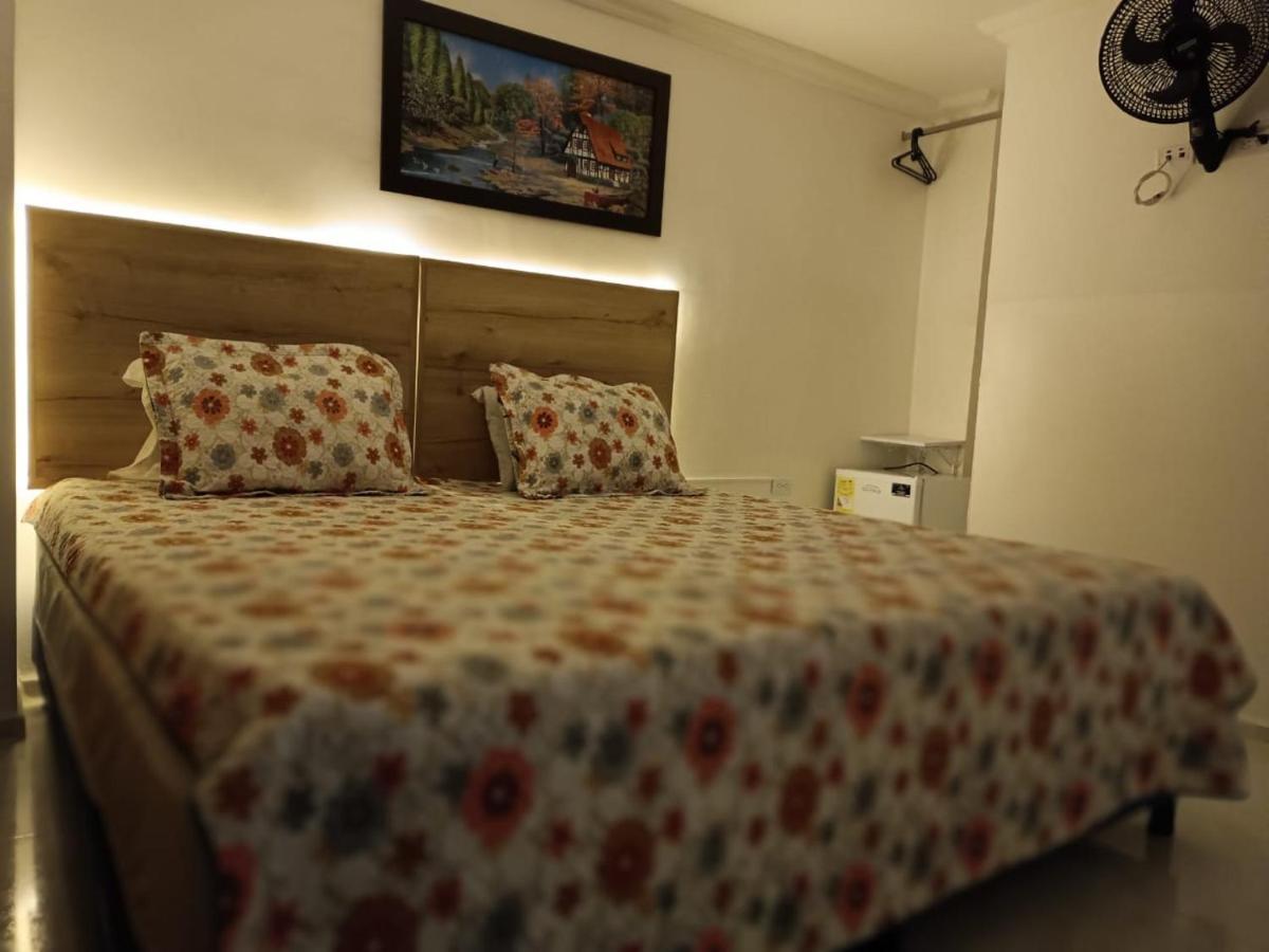 Hotel Eterna Primavera Medellin Ngoại thất bức ảnh